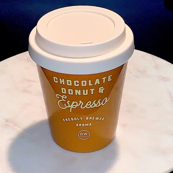 DW HOME CANDLE CHOCOLATE DONUT & EXPRESSO 11.4OZ 1 WICK RICHLY SCENTED NEW - Picture 4 of 5